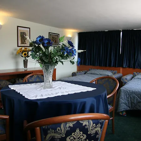 Cristallo Relais, Sure Collection By Western 3*